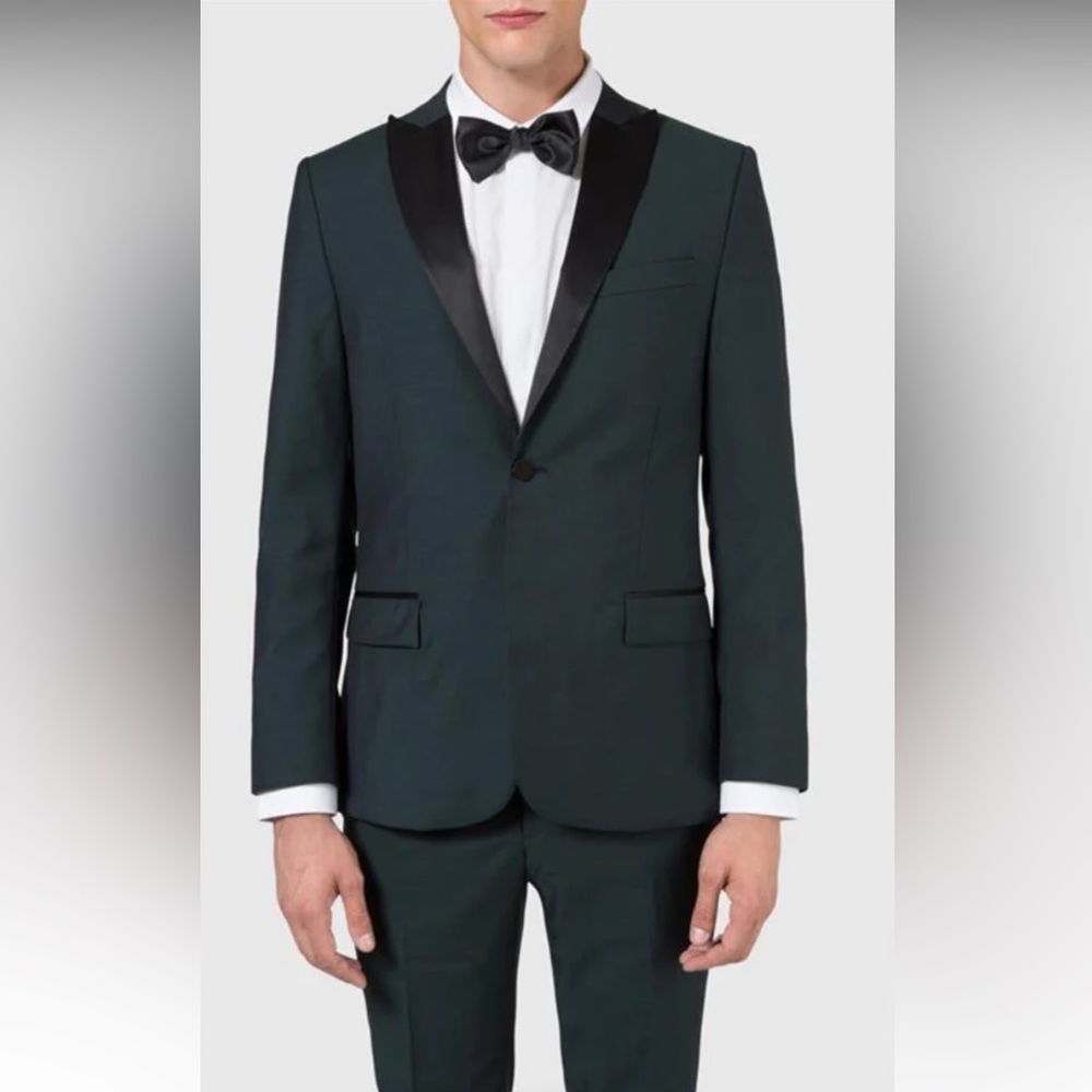 NWOT- J. LINDEBERG Black Tux -